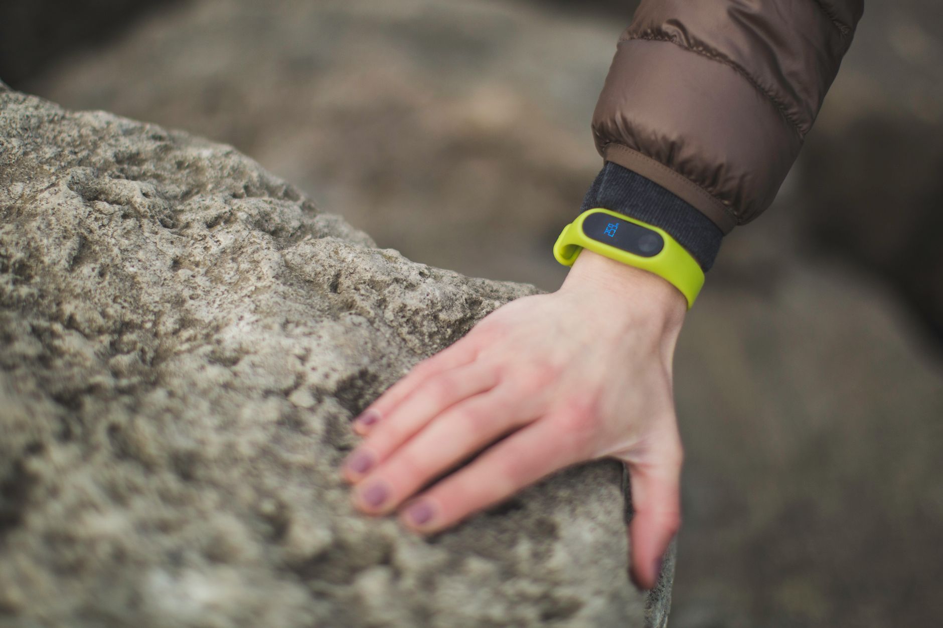 weird smartwatch trackers